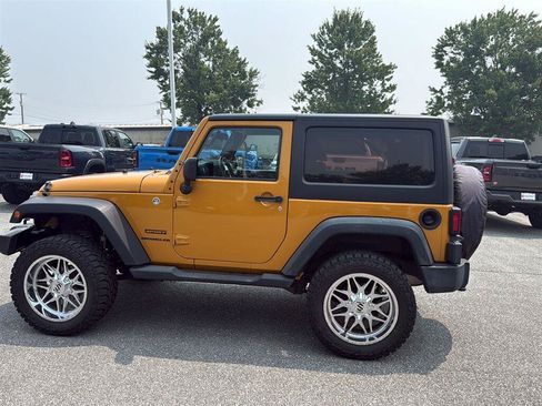 Used 2014 Jeep Wrangler Sport w/ Quick Order Package 24S AWD/4WD image 8