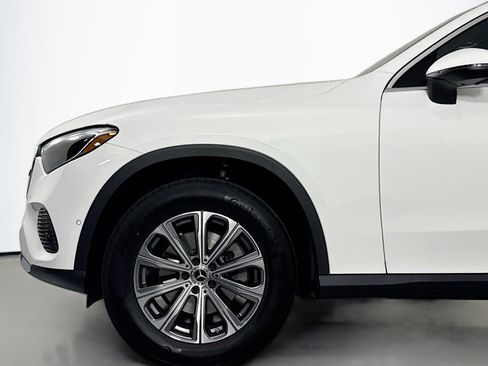 New 2026 Mercedes-Benz GLC 300 4MATIC image 9