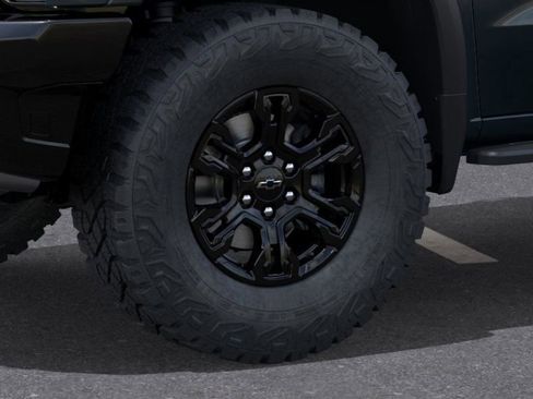 New 2026 Chevrolet Silverado 1500 ZR2 AWD/4WD image 9