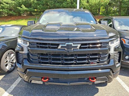 Used 2023 Chevrolet Silverado 1500 LT Trail Boss w/ LT Trail Boss Premium Package image 2