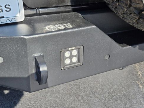 Used 2019 Jeep Wrangler Sport AWD/4WD image 15
