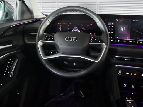 Used 2025 Audi Q5 Premium w/ Premium Plus AWD/4WD image 18