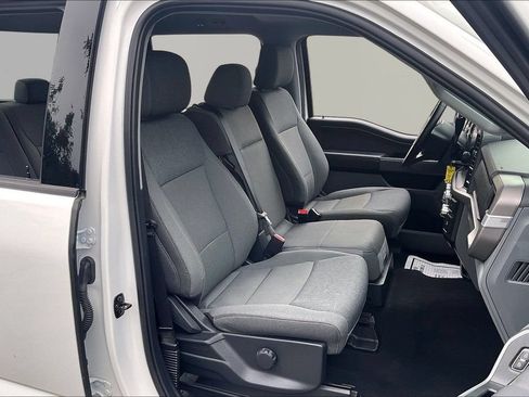 Used 2024 Ford F150 XLT AWD/4WD image 32