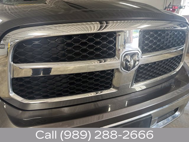 Used 2023 RAM 1500 Classic SLT AWD/4WD image 9