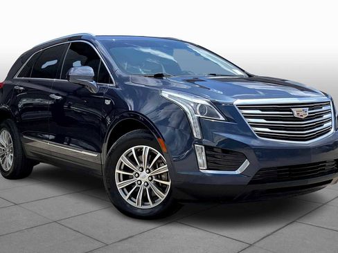Used 2018 Cadillac XT5 Luxury w/ Driver Awareness Package image 4