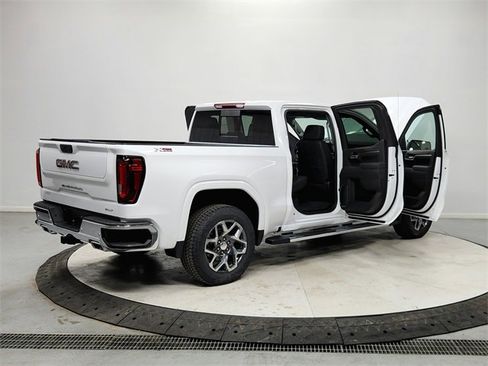 New 2026 GMC Sierra 1500 SLT w/ SLT Premium Plus Package image 15