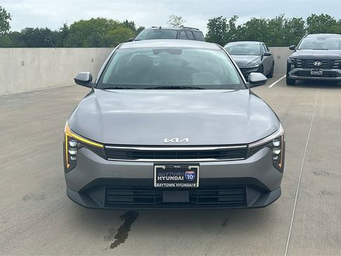 Used 2025 Kia K4 LXS image 7