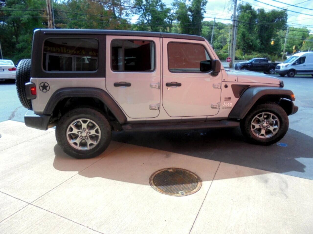 Used 2020 Jeep Wrangler Unlimited Sport AWD/4WD image 4
