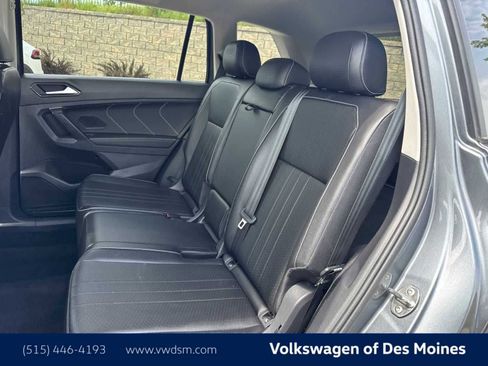 Certified 2024 Volkswagen Tiguan SE image 13