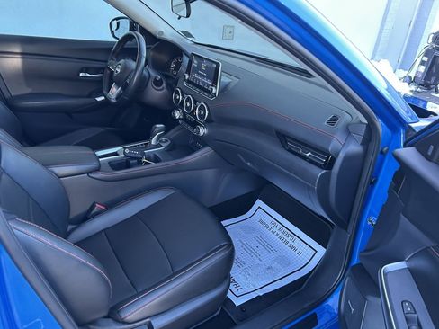 Used 2024 Nissan Sentra SR w/ SR Premium Package image 13