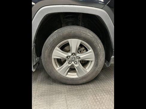 Used 2022 Toyota RAV4 XLE w/ Convenience Package AWD/4WD image 41