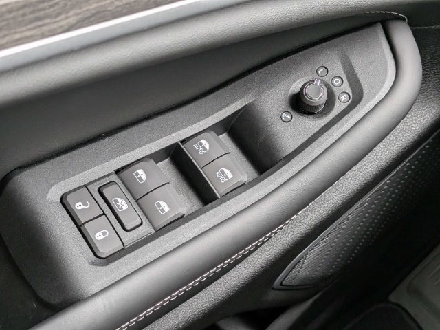 New 2027 Jeep Grand Cherokee Limited AWD/4WD image 25