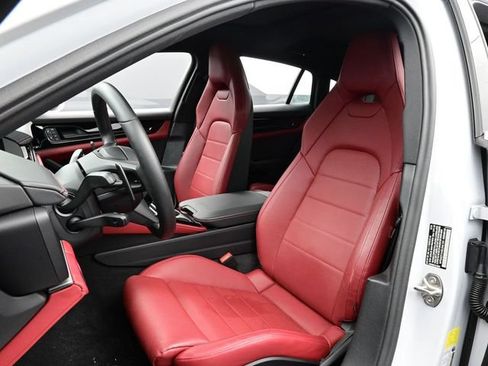 Certified 2025 Porsche Panamera 4 E-Hybrid AWD/4WD image 5