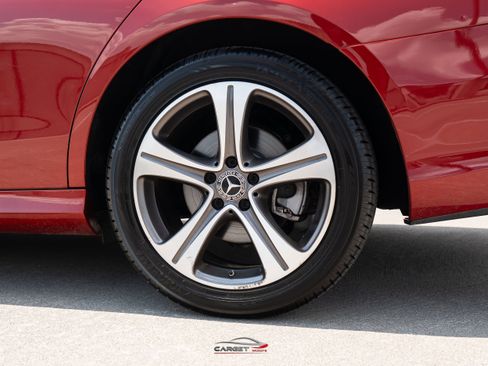 Used 2019 Mercedes-Benz E 300 image 11