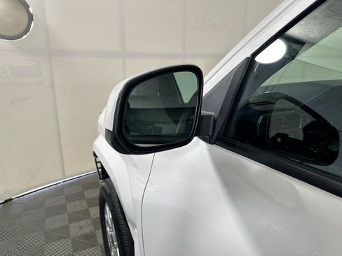 Used 2024 Toyota Tacoma SR5 RWD image 10