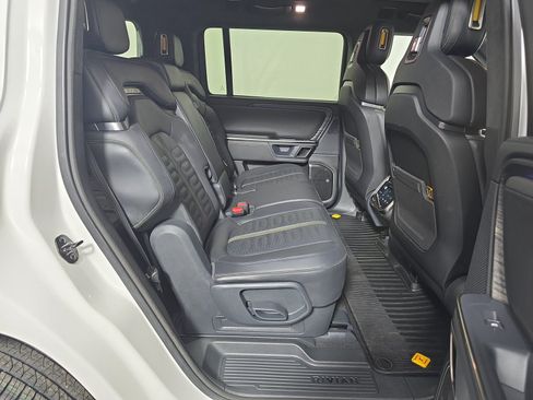 Used 2023 Rivian R1S Adventure AWD/4WD image 23
