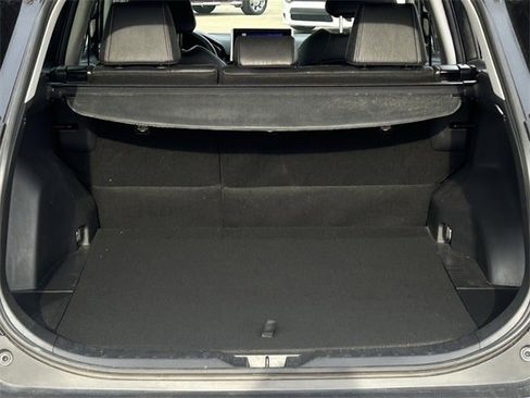 Used 2023 Toyota RAV4 XLE Premium image 33