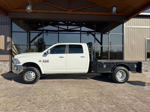 Used 2018 RAM 3500 Laramie w/ Cold Weather Group image 3