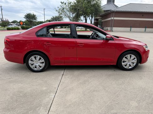 Used 2014 Volkswagen Jetta SE image 8
