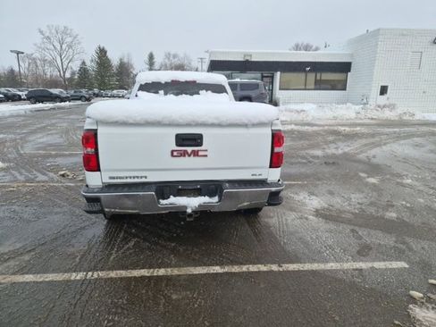 Used 2017 GMC Sierra 1500 SLE w/ SLE Value Package image 4