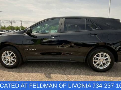 Certified 2024 Chevrolet Equinox LS w/ LS Convenience Package FWD image 5