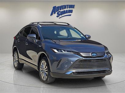 Used 2021 Toyota Venza XLE w/ Softex Package