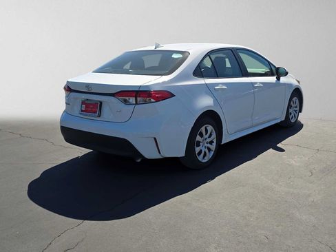 Certified 2025 Toyota Corolla LE FWD image 3