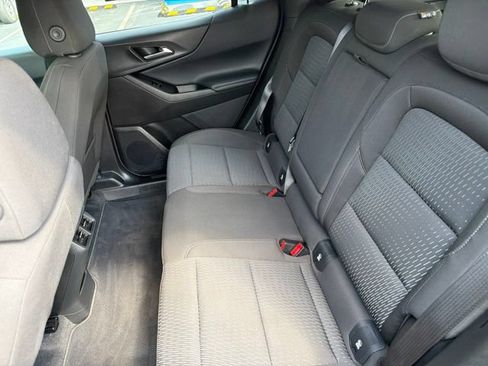 Used 2026 Chevrolet Equinox LT AWD/4WD image 30