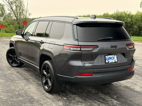 Used 2021 Jeep Grand Cherokee L Laredo AWD/4WD image 2