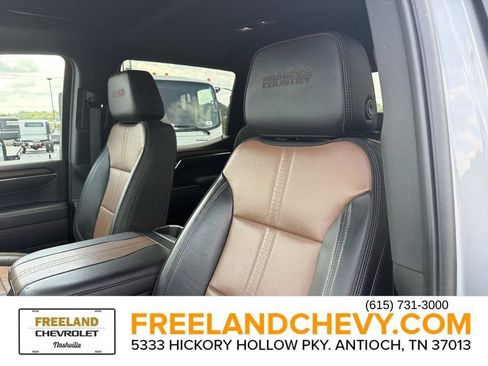 Used 2023 Chevrolet Silverado 1500 High Country w/ High Country Premium Package AWD/4WD image 24