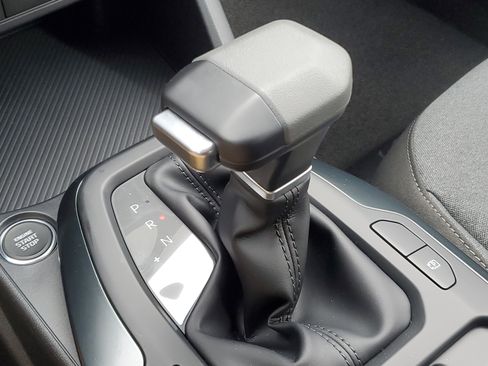 New 2025 Kia K4 LX image 28