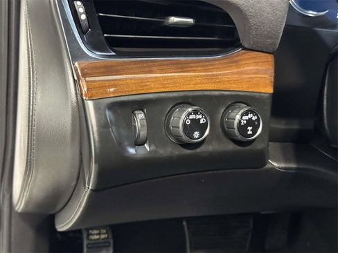 Used 2019 Cadillac Escalade Luxury image 26