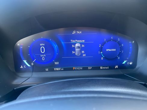 Used 2020 Ford Escape Titanium AWD/4WD image 4