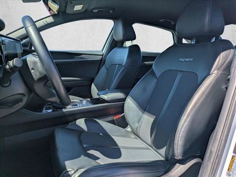 Used 2022 Kia K5 GT-Line FWD image 16