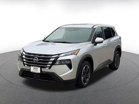 Used 2025 Nissan Rogue SV AWD/4WD image 7