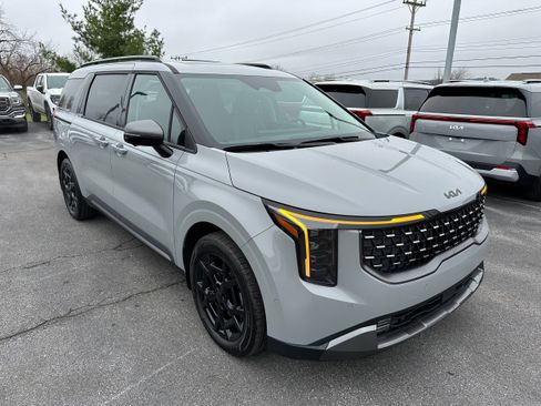 New 2026 Kia Carnival SX image 3