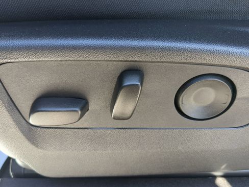 Used 2025 Chevrolet Silverado 1500 Custom w/ Turbomax Blackout Package image 49