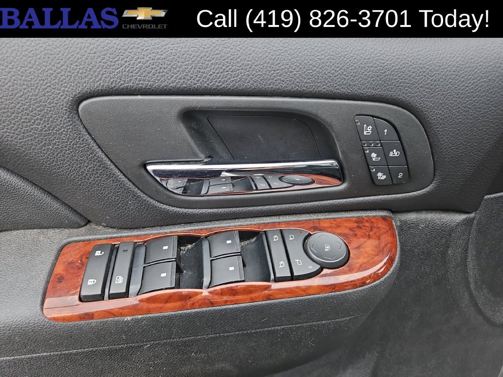 Used 2010 Chevrolet Tahoe LTZ AWD/4WD image 18