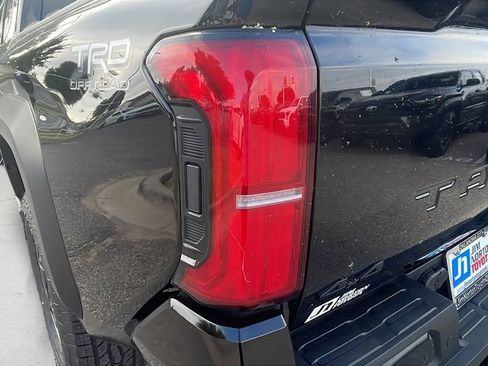 New 2025 Toyota Tacoma TRD Off-Road image 11