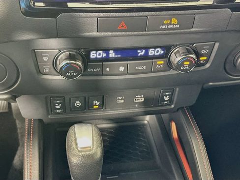 Used 2022 Nissan Frontier Pro-X RWD image 15