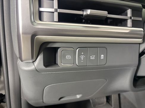 Used 2026 Hyundai Santa Fe SEL FWD image 10