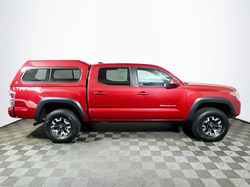 Certified 2020 Toyota Tacoma TRD Off-Road w/ Technology Package AWD/4WD image 8