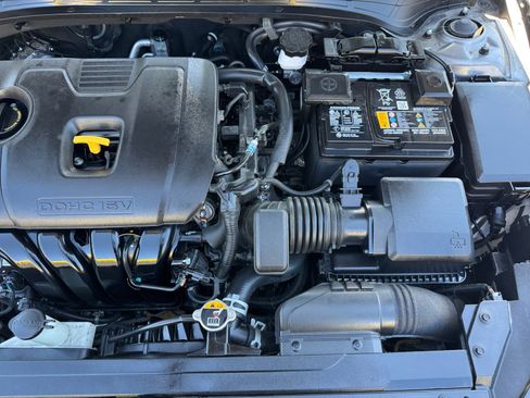 Used 2023 Kia Forte LXS FWD image 19
