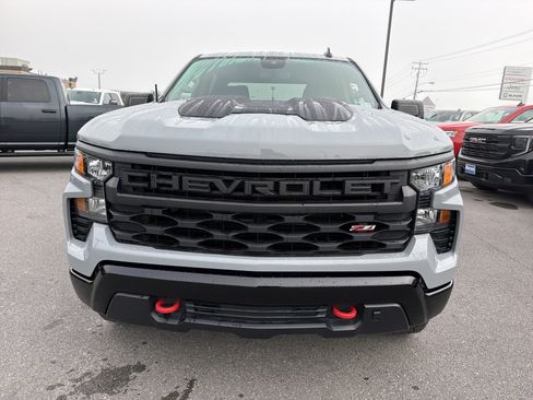 Used 2025 Chevrolet Silverado 1500 Custom Trail Boss AWD/4WD image 2