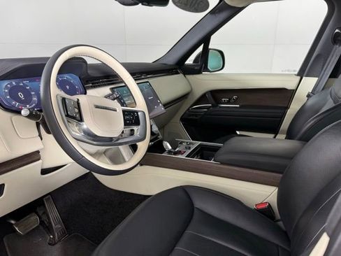 Used 2023 Land Rover Range Rover SE AWD/4WD image 6