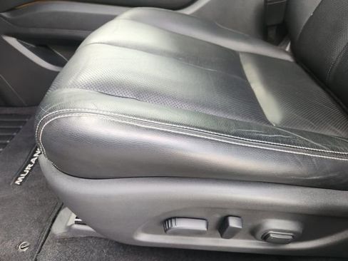 Used 2015 Nissan Murano Platinum w/ Platinum Technology Package image 22