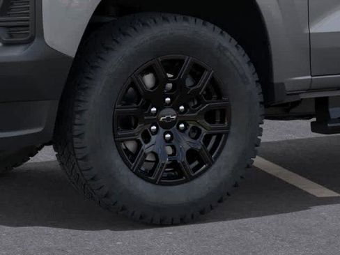 New 2026 Chevrolet Colorado W/T image 9