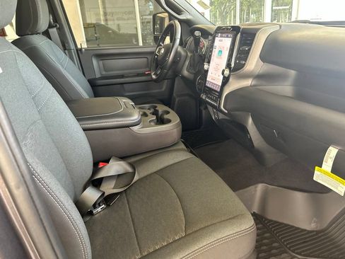 Used 2025 RAM 3500 Tradesman AWD/4WD image 29