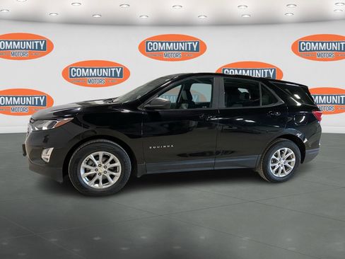 Used 2021 Chevrolet Equinox LS image 3
