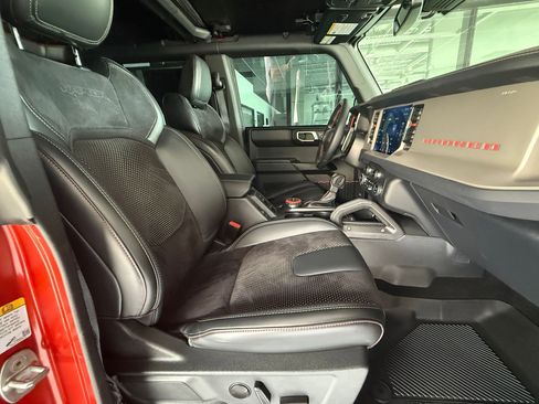 Used 2024 Ford Bronco Raptor w/ Interior Carbon Fiber Pack 6 AWD/4WD image 24